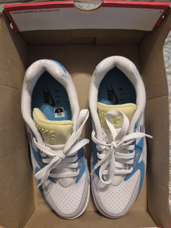 Nike Other - Nike White, Blue & Yellow Low-Top Sneakers